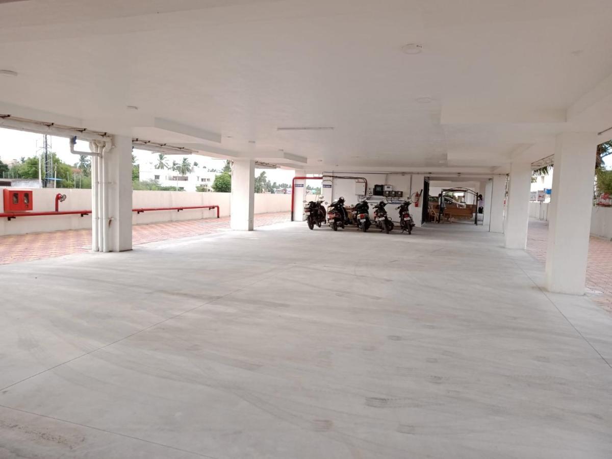 John Towers Hotel Tirunelveli Bagian luar foto