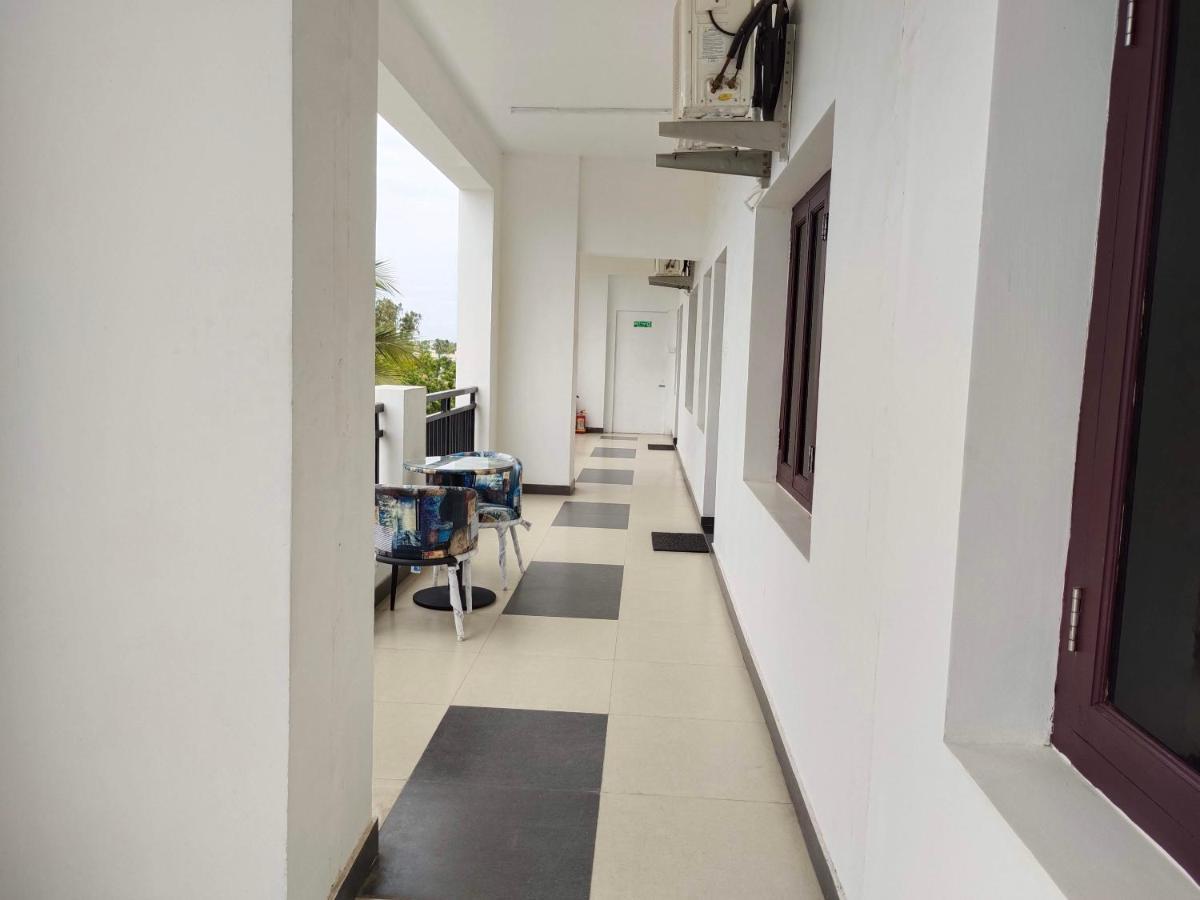 John Towers Hotel Tirunelveli Bagian luar foto
