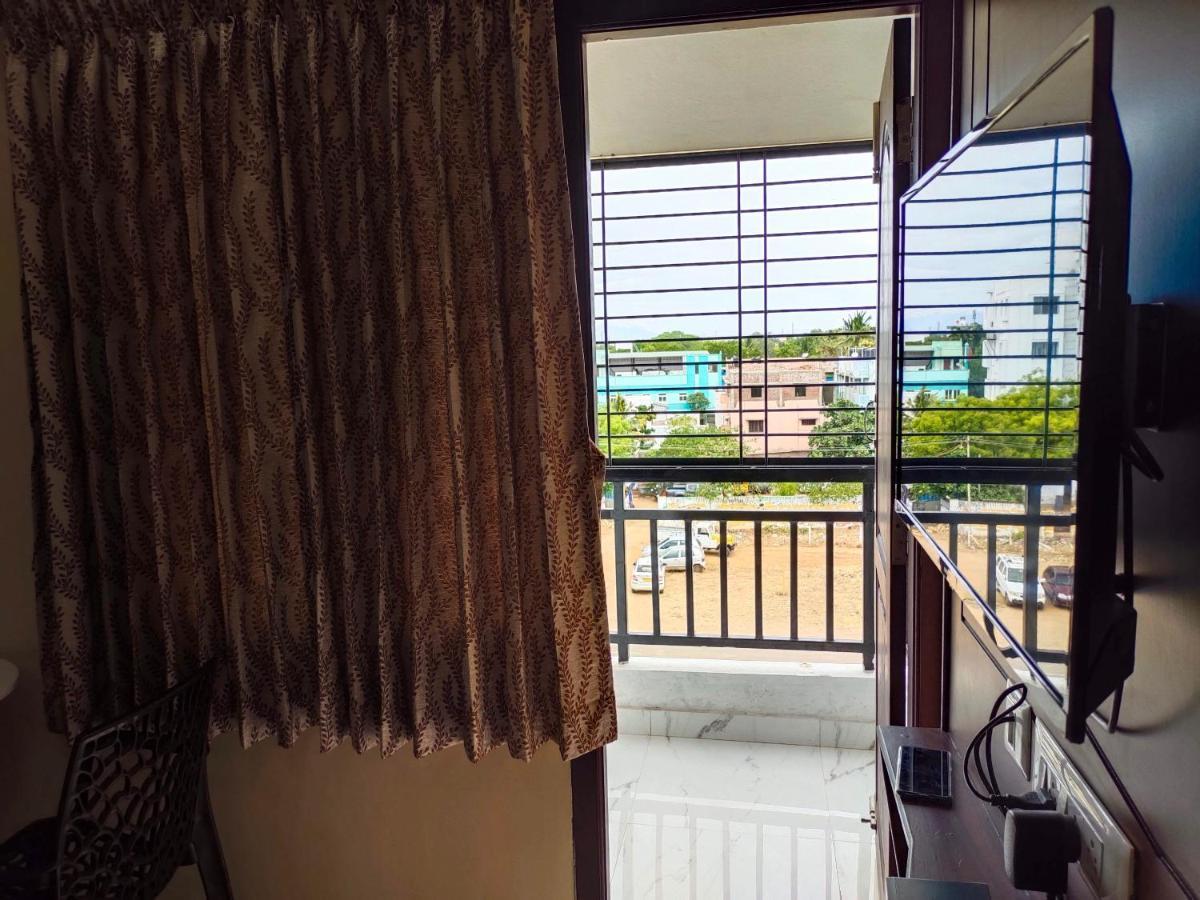 John Towers Hotel Tirunelveli Bagian luar foto