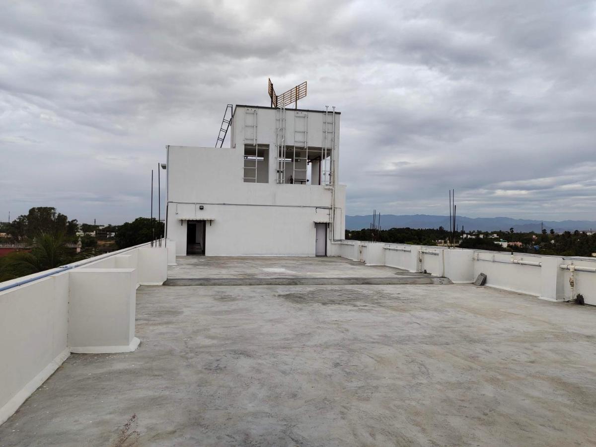 John Towers Hotel Tirunelveli Bagian luar foto